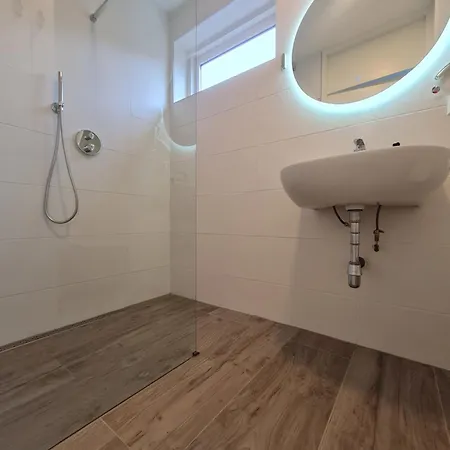 Holiday home 5 Personen - Zeezand Recreatie *